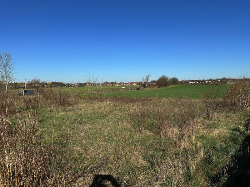 Ansicht Baufeld Wohngrundst�ck Ahrensfelde