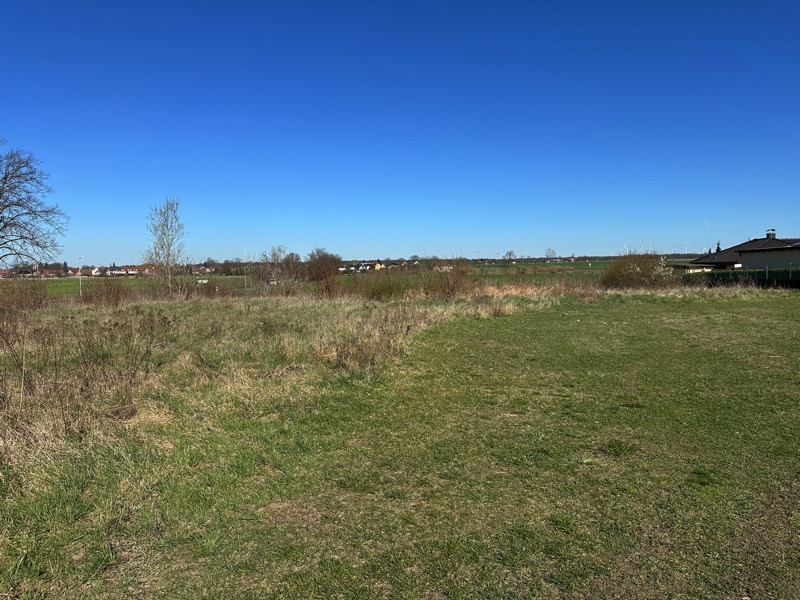 Ansicht Baufeld Wohngrundst�ck Ahrensfelde