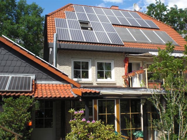 Haus Rueckseite Einfamilienhaus Bernau bei Berlin